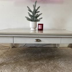 Beautiful Solid Wood Coffee Table 
