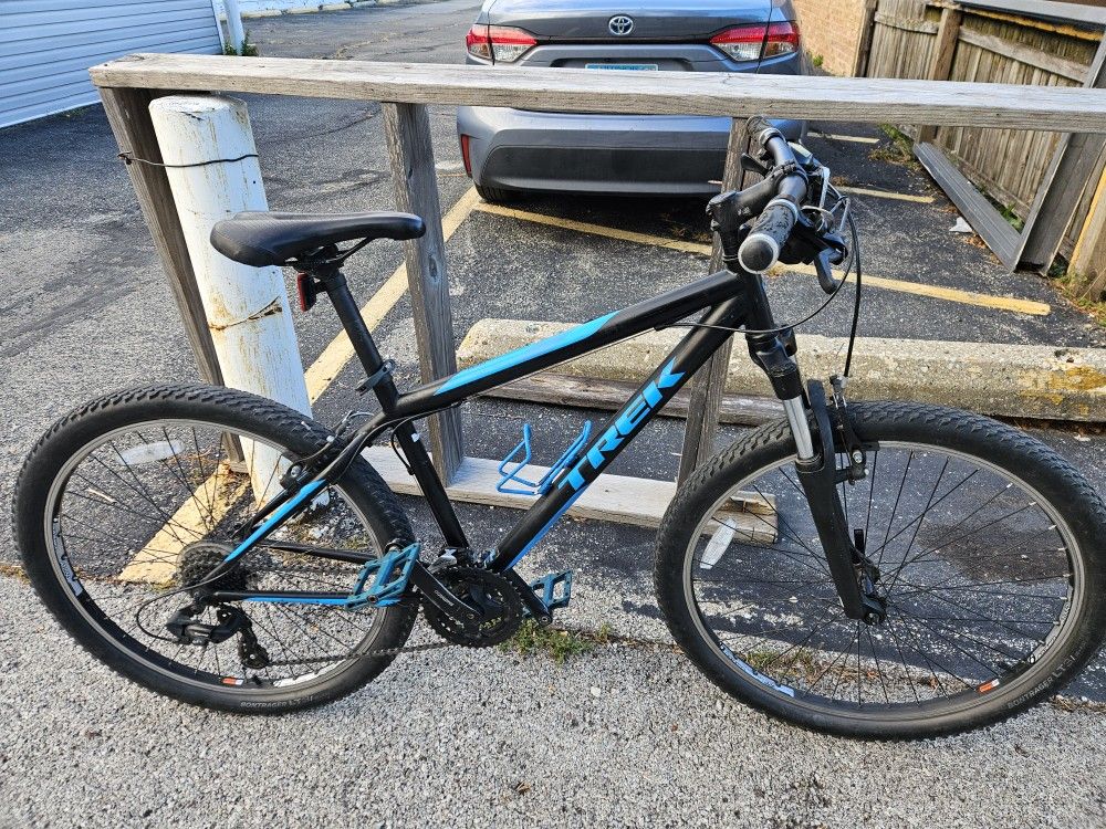 Trek 820.medium frame