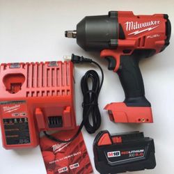 Milwaukee New Kit 1/2" High Torque Impact,battery 5ah And Charger - Nuevos 