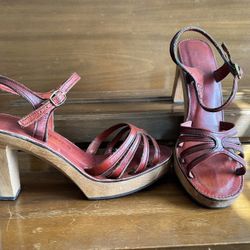 70’s Vintage Beartraps Leather Platform High Heels