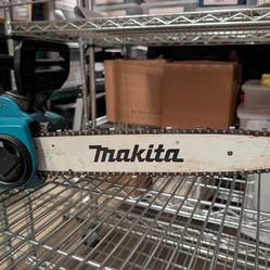 Makita XSL06 + XCU03 Bundle w/ 2 Batteries & Dual Charger