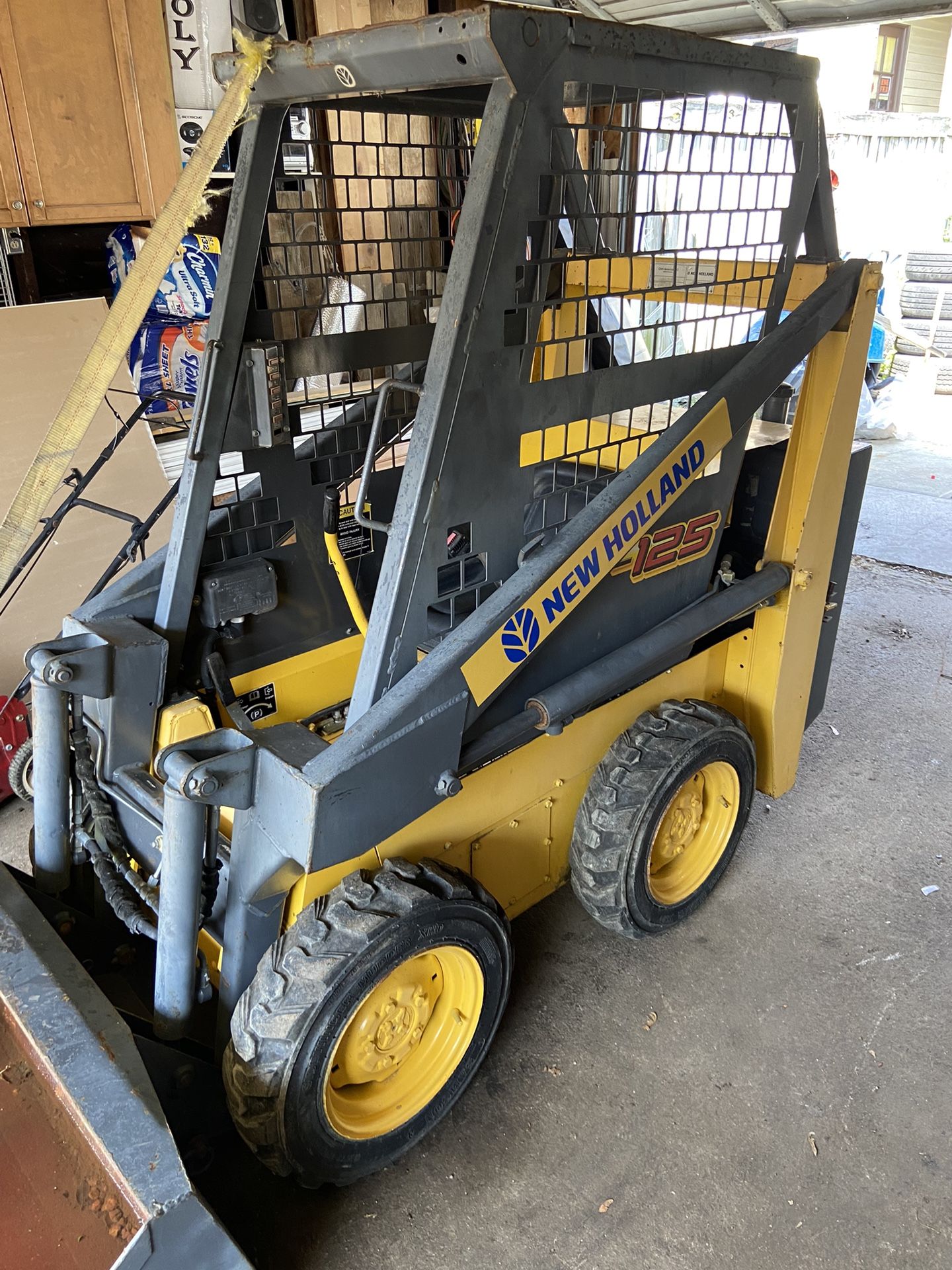 2007 New Holland 125