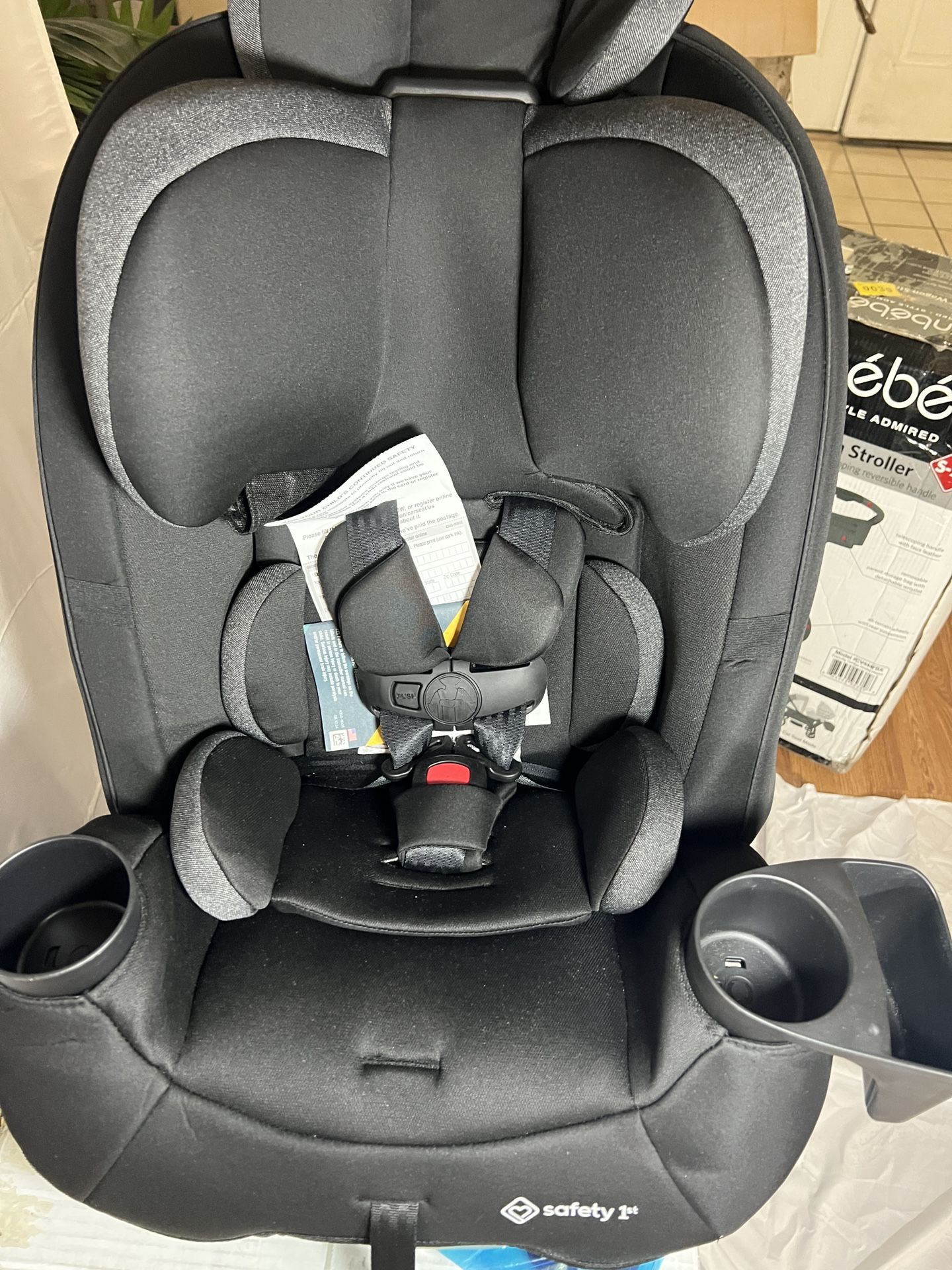 NEW $100 Off Safety 1st Grow and Go Sprint All in One Convertible