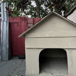 Dog House 