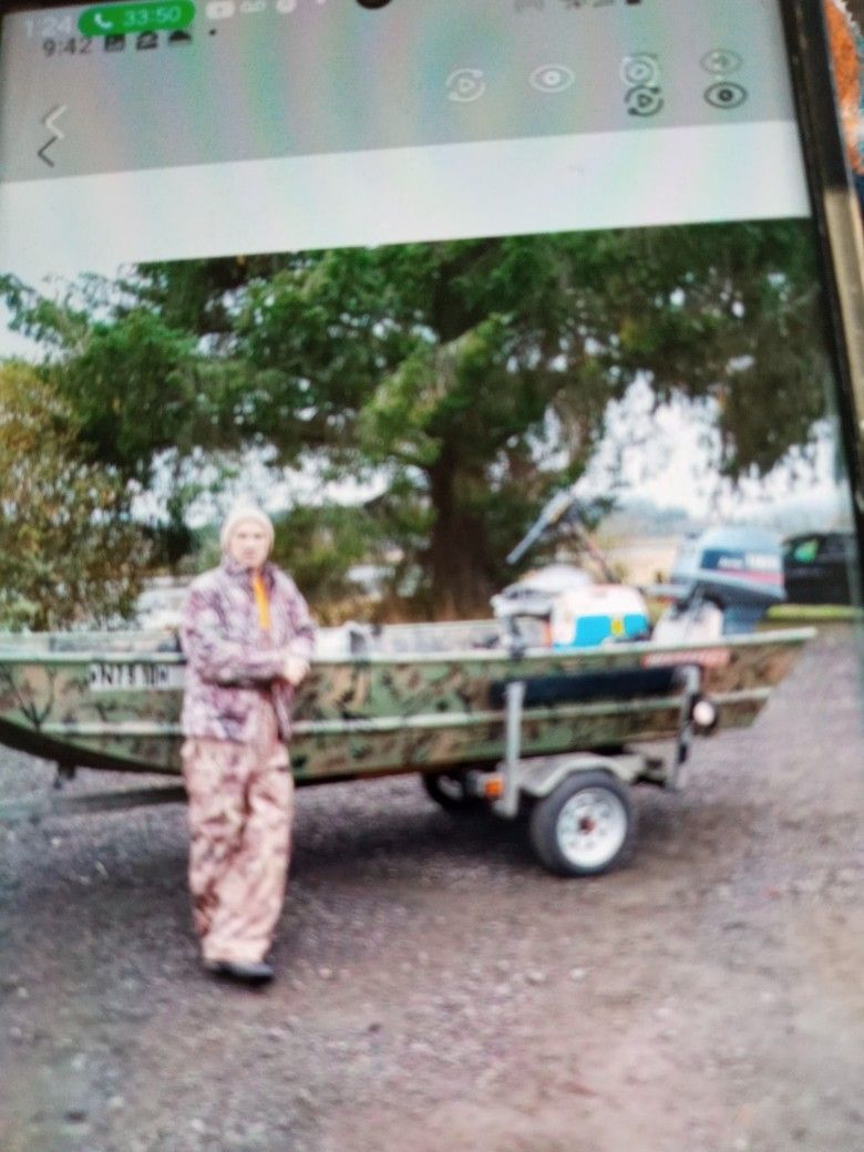 1993 Boat and trailer 14 Ft 40 Horse Yamaha jet Pump Low hours Everything works