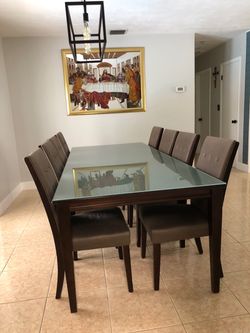 Dining Table with 8 Chairs