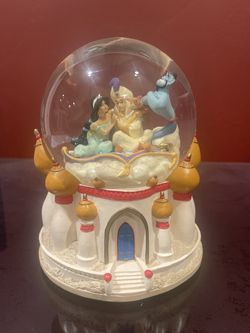 Vintage Disney Aladdin musical snow globe
