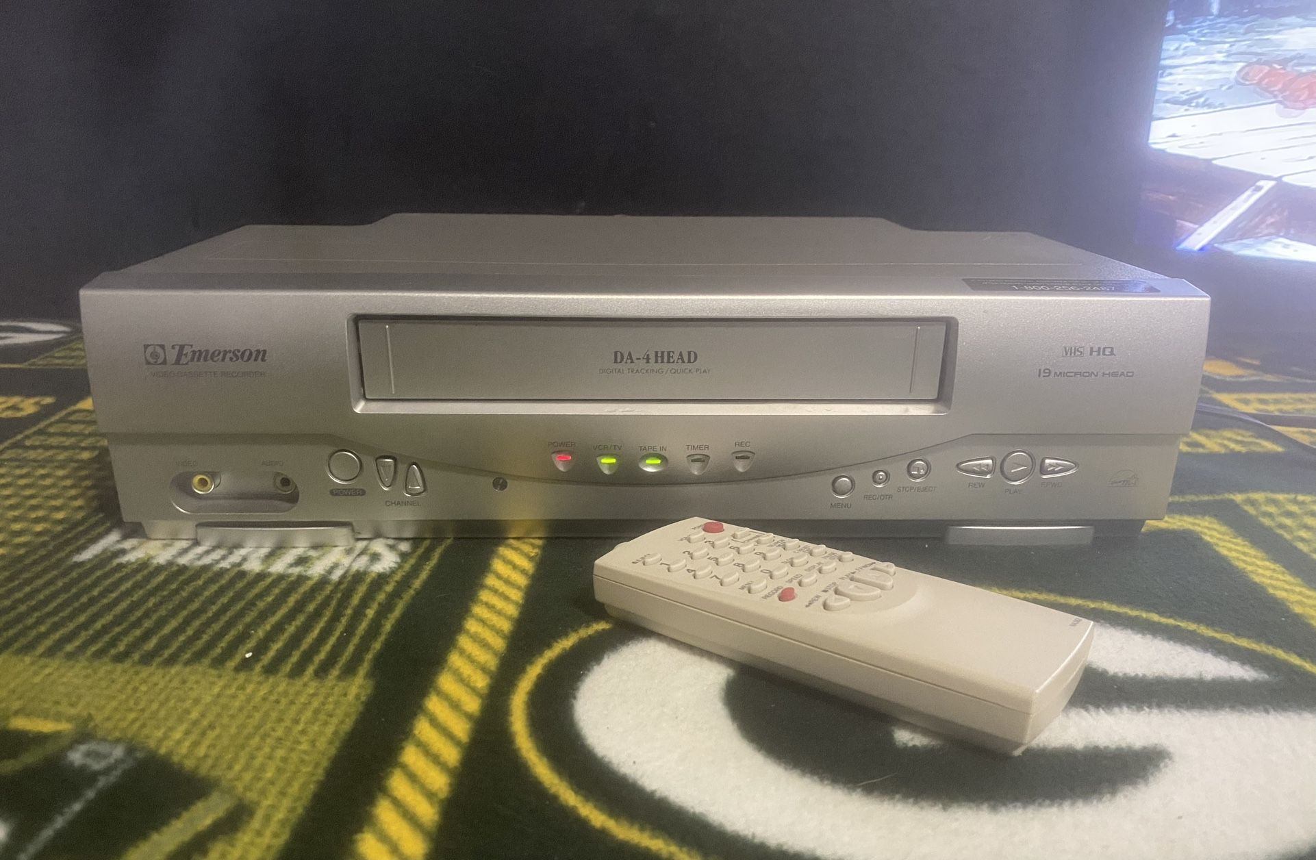 Emerson EWV403 VCR/VHS Player/Recorder.