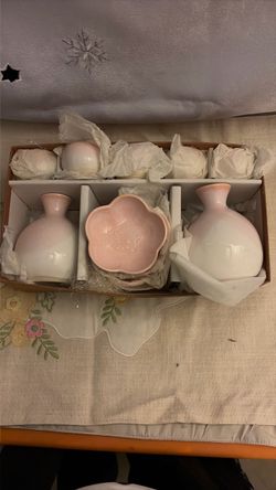 Ceramic Sake Set Pink and White