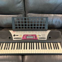 Yamaha Electric Keyboard PSR-172