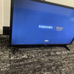 20 Inches Tv  Without Control Remote $50
