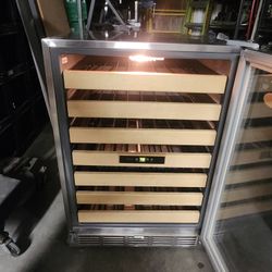 Vinotemp VT52SN Wine Cooler
