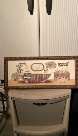 Bathroom Wall Decoration