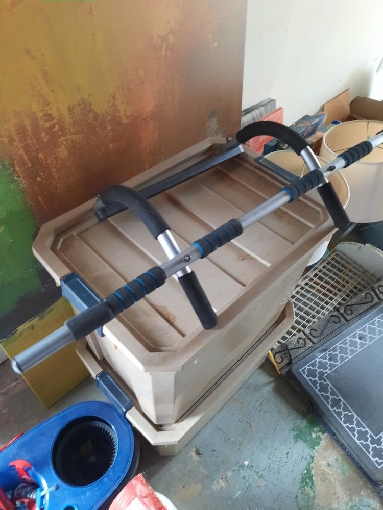 Free Pull Up Bar For A Door Frame