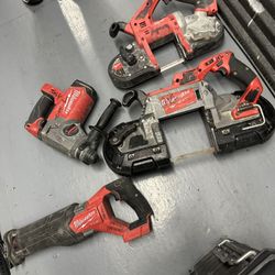Milwaukee Power Tool Set 