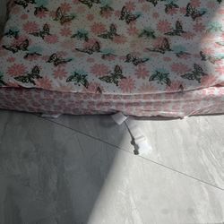 Diaper Changing Pad For The Secure Belts