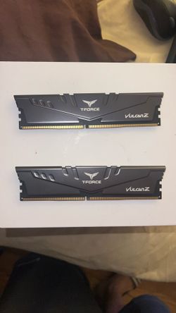 Team T-FORCE VULCAN Z 32GB (2x16GB) DDR4 3200MHz (TLZGD416G3200HC16FBK)