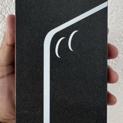 Samsung Galaxy Z flip7 256gb unlocked any carrier 