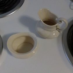 Lenox Porcelain Sugar And Creamer Set 