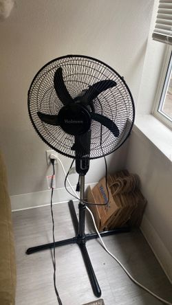 Holmes fan