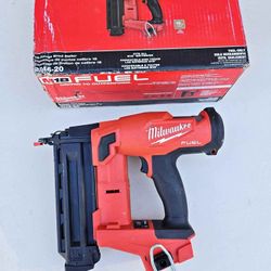 Milwaukee 18V FUEL Brad Nailer 18 guage