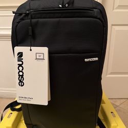 Incase High Quality Backpack L 