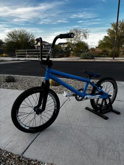 LDC Junior Pro BMX race bike - complete