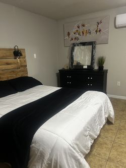 Queen Bed Frame With Dresser And New Vanity Mirror