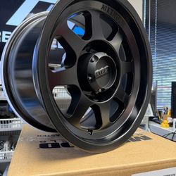 METHOD 701 Trail Rim 17X9 8X165.1 Offset -12 Matte Black (Quantity of 4) MR701