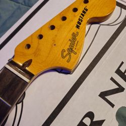 Fender Mustang Neck