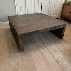 Beautiful Wooden Coffee Table! 