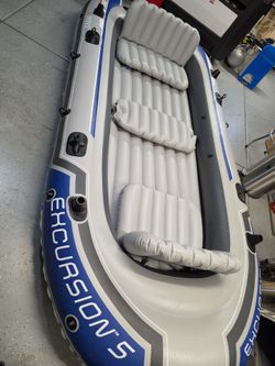 Intex Excursion 5 Inflatable Boat