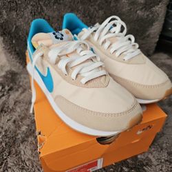 Nike WAFFLE TRAINER 2 SD MENS SIZE 9