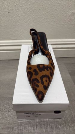 Womens leopard print kitten heel