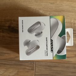 Bose Quietcomfort Ultra Earbuds - Noise Cancelling - Sealed Never Opened 