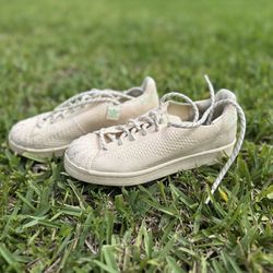Adidas Pharrell x Superstar Primeknit Cream Size 4