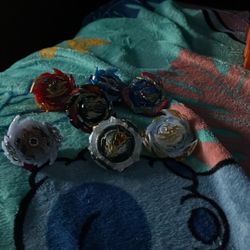 Beyblades🤏