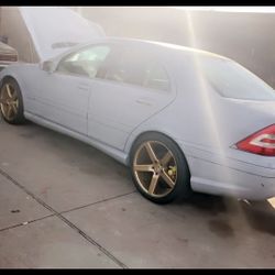 Mercedes-Benz C(contact info removed)