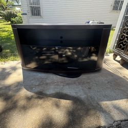 Swivel TV stand