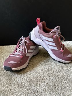 Hiking shoes (girl toddler size 11)