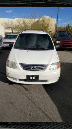 2000 Mazda MPV...