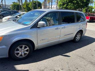 2012 Chrysler Town & Country