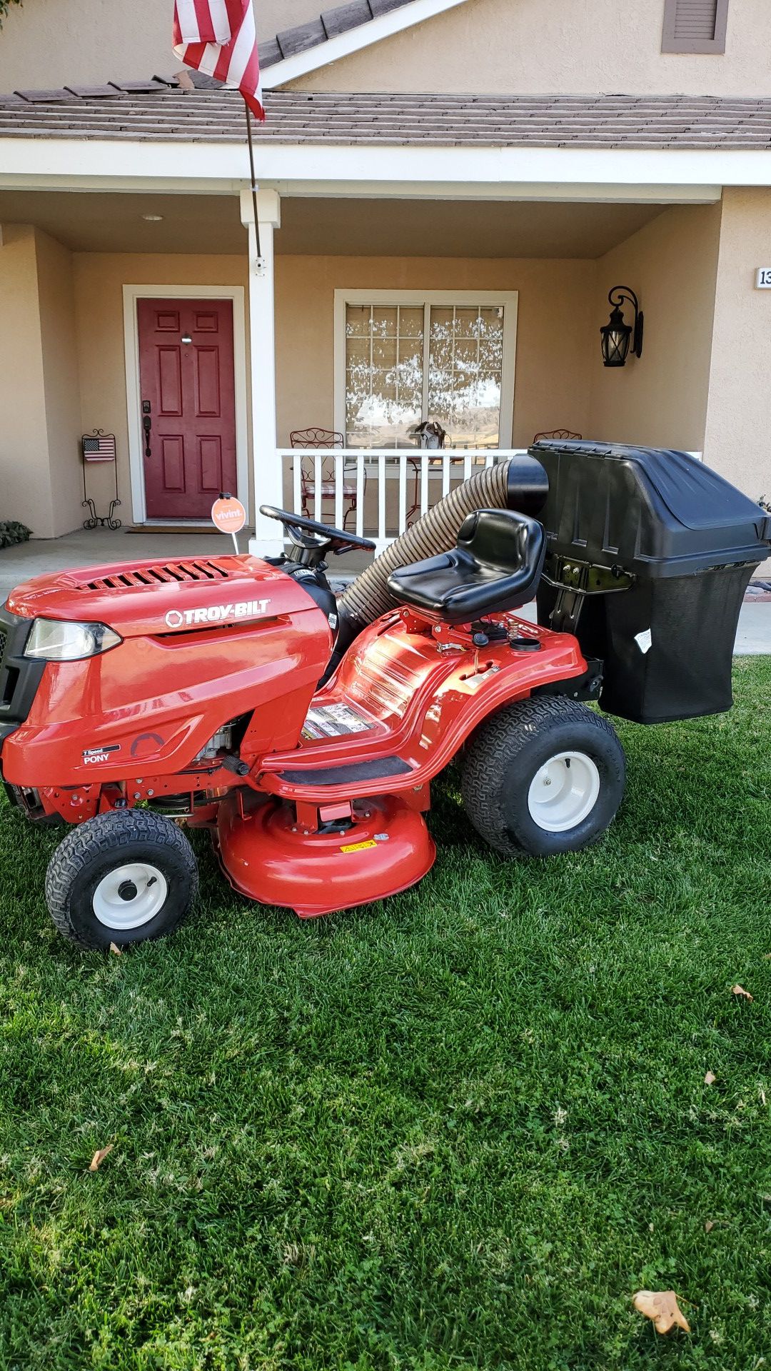 Troy-Bilt 42" Lawn Tractor