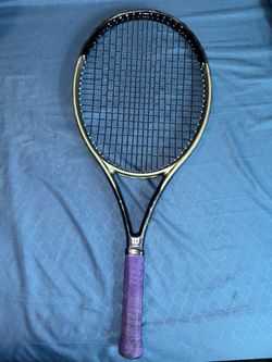 Tennis rackets 