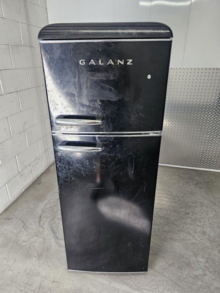 Galanz Refrigerator 