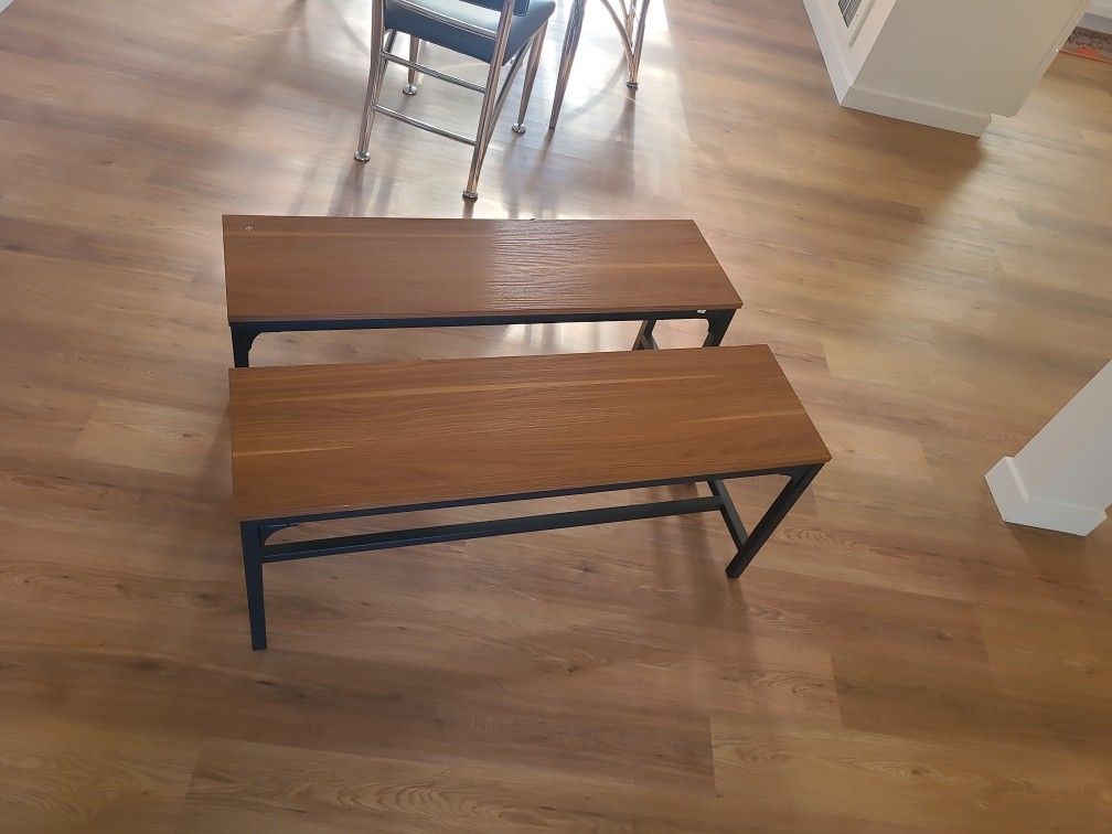 Small Table/bench