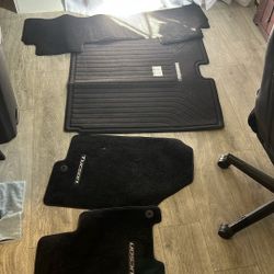 2025 Hyundai Tuscon Oem Floor Mats