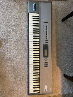 Korg N264 Keyboard