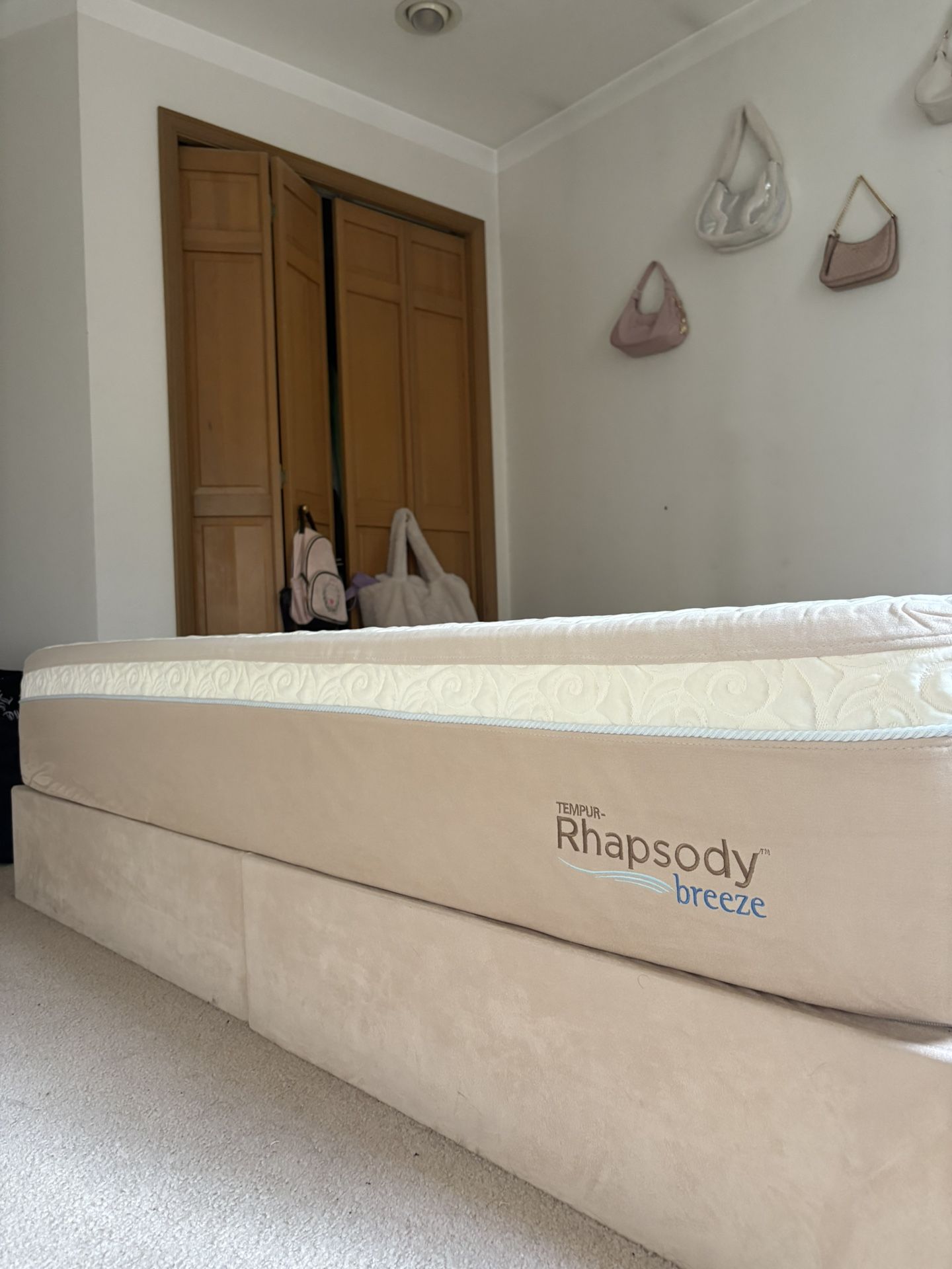 Tempur-Pedic Rhapsody Breeze King Mattress