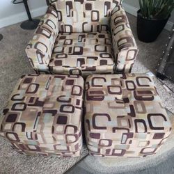 Nice Comfortable Chair With Ottomans 